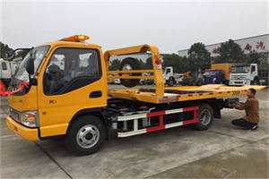 新野哪里有拖车服务